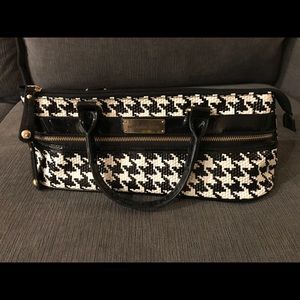 Samantha Brown insulated wine purse